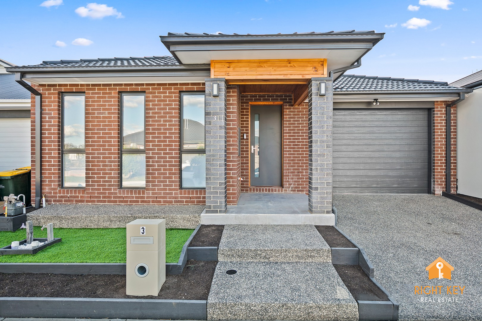 3 Ovata Grove, DONNYBROOK  VIC  3064